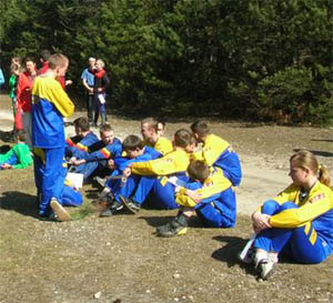 Nasza ekipa przed startem w Podlesicach - 02.04.2005r.